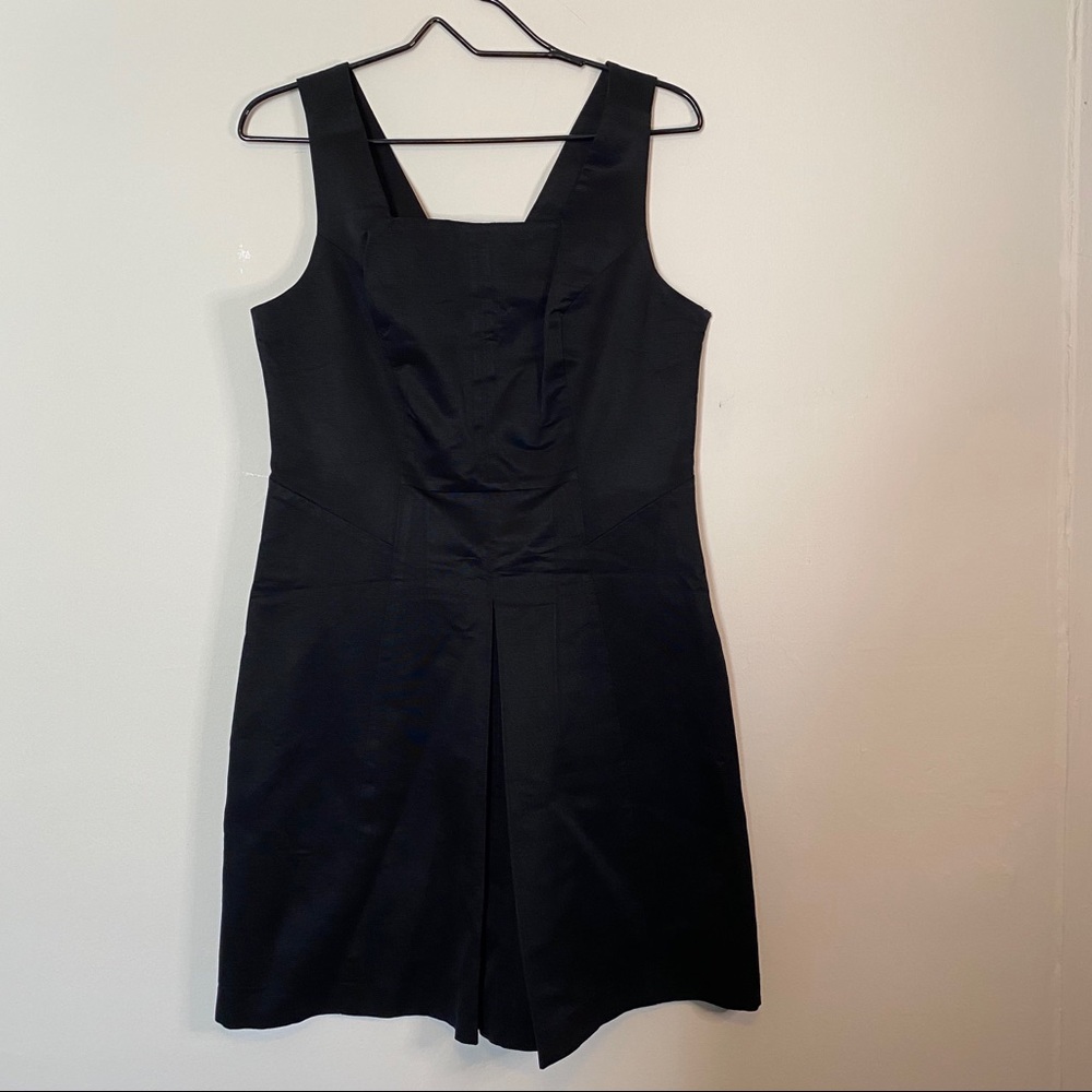 ✨the limited black sleeveless dress✨